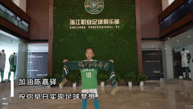 少妇被粗大的猛烈进出痛哭